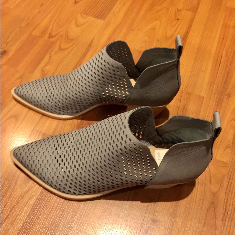 SOLD 🌈 New Dolce Vita Ankle Boots - Picture 13 of 14
